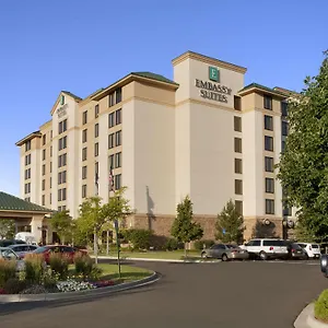 embassy-suites-denver-international-airport.seedenverhotels.com/